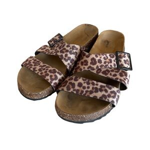 American Eagle cheetah print sandals size 7